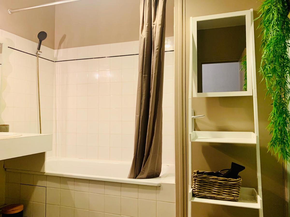 Beau T3 Moderne Et Cosy - Hyper Centre - Wifi Apartment ลาโรแชล ภายนอก รูปภาพ
